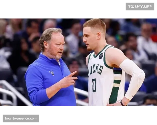 奥格斯堡克劳德·毛里斯五球四助 成球队进攻唯一亮点